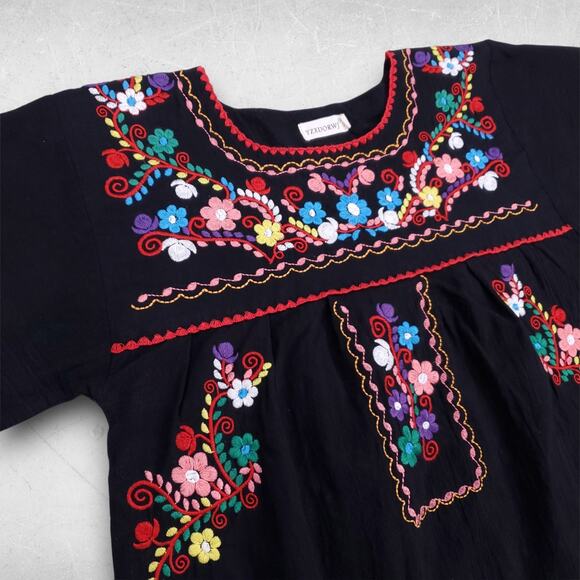 YZXDORWJ Top Women M Black Floral Embroidered Round Neck Boho Coquette Peasant - Picture 2 of 8